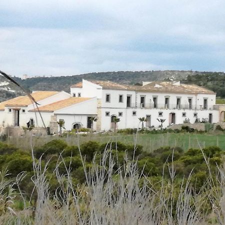 Bramasole Charming House Hotel Comiso Exterior photo